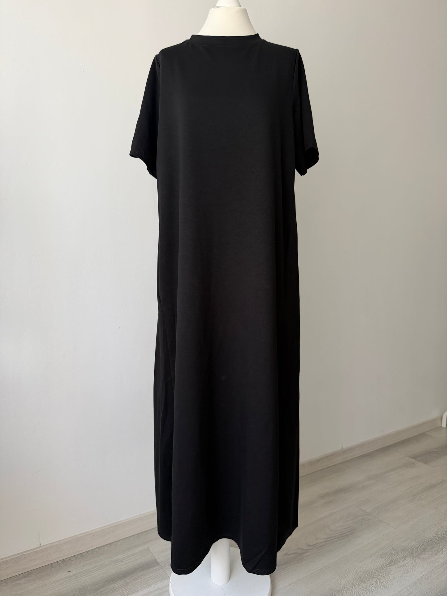 Basic T-Shirt-Kleid
