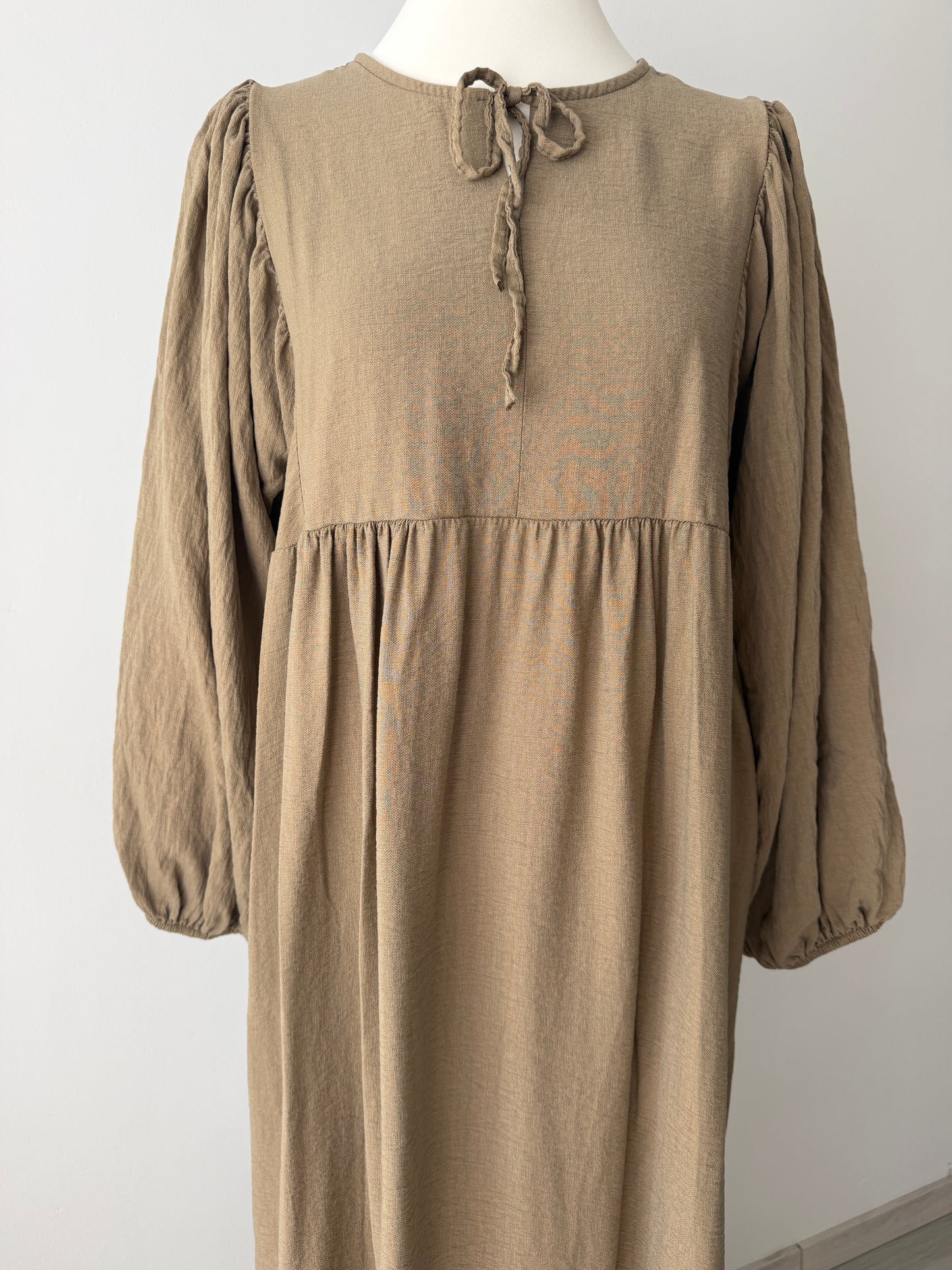 Kleid Nayla