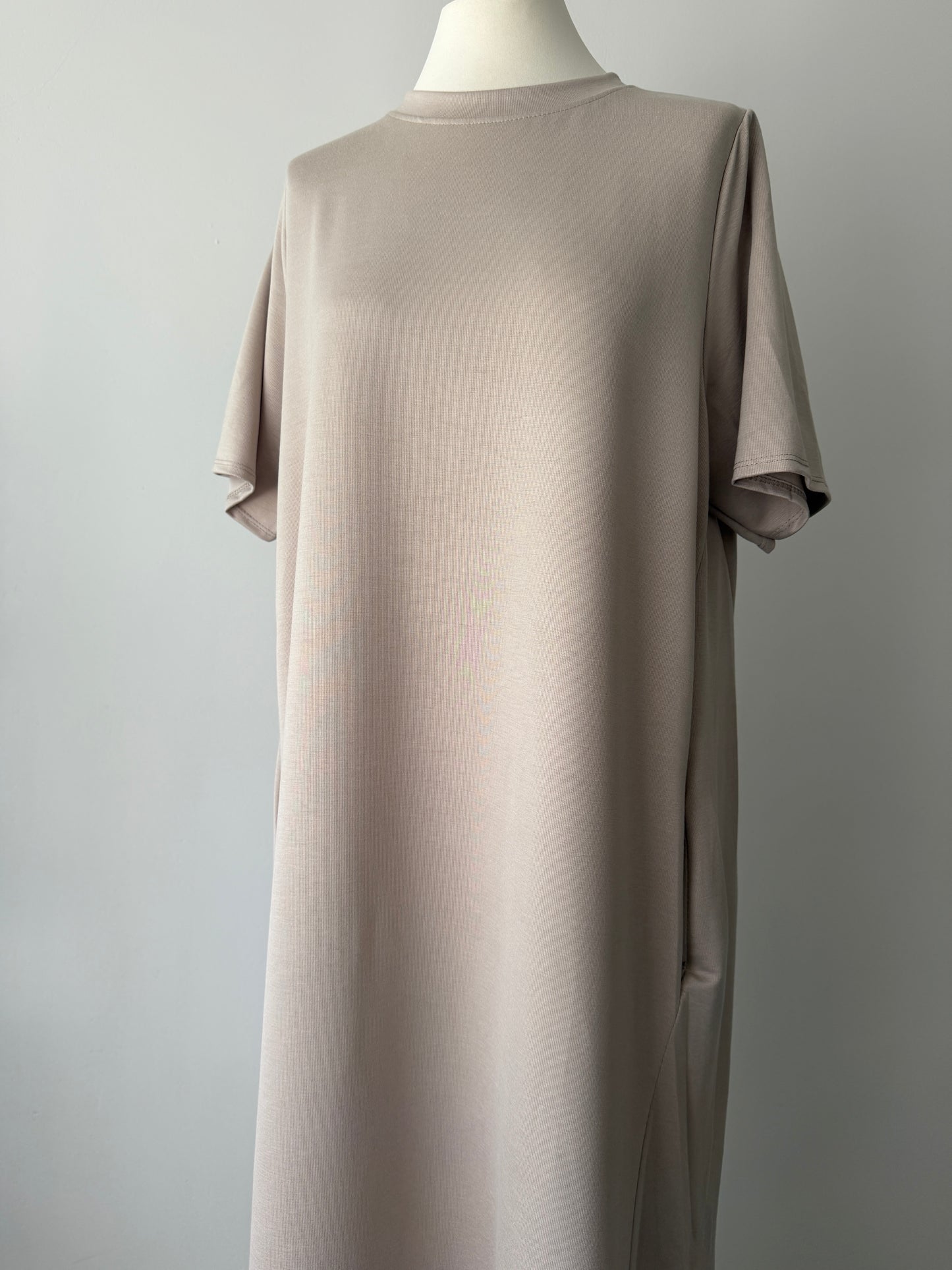 Basic T-Shirt-Kleid