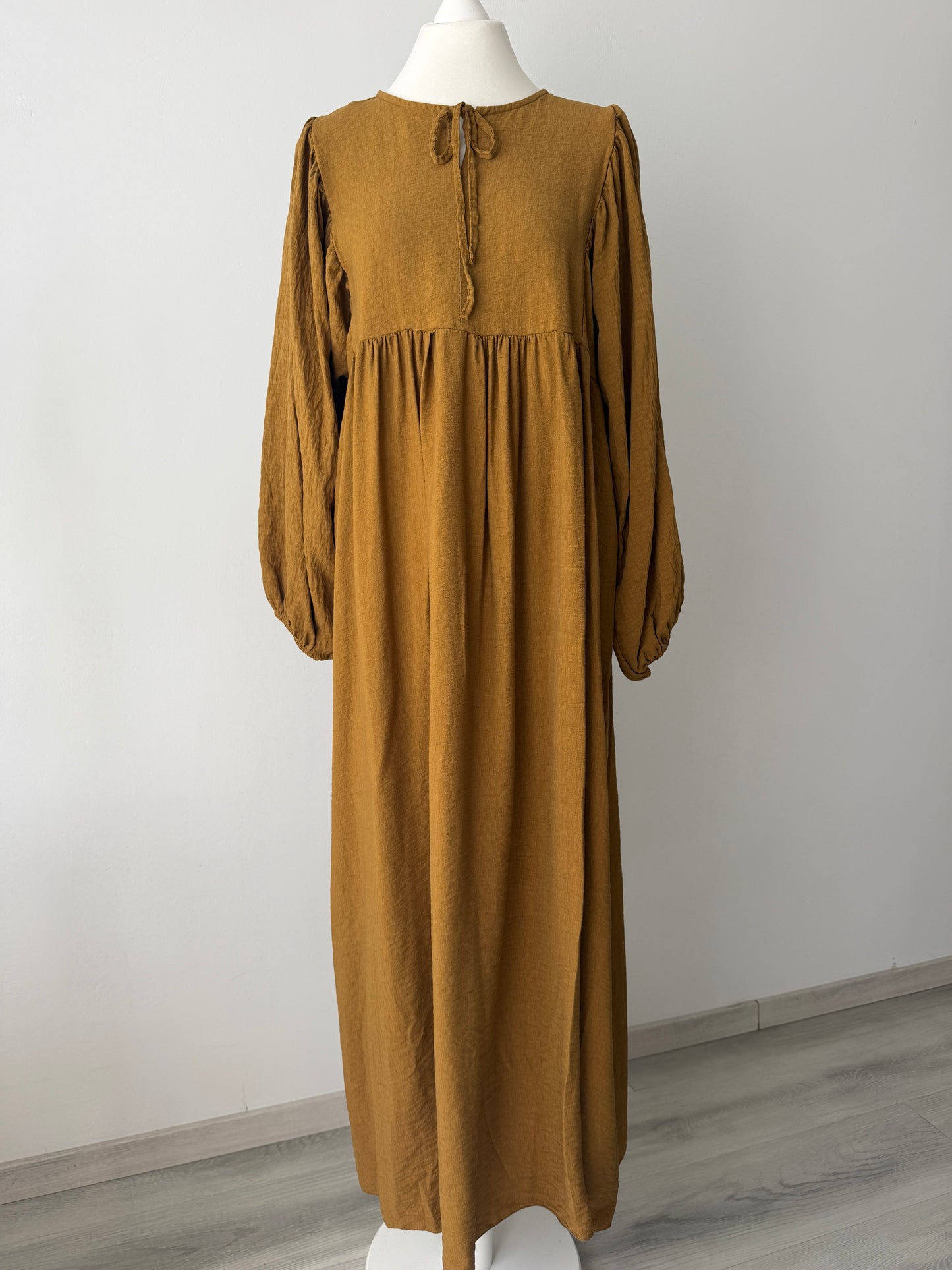 Kleid Nayla