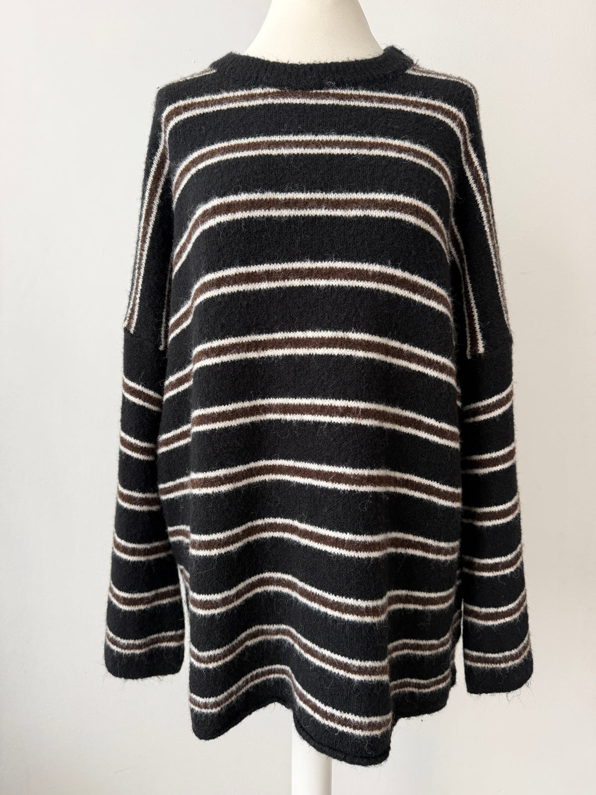 Gestreifter Pullover