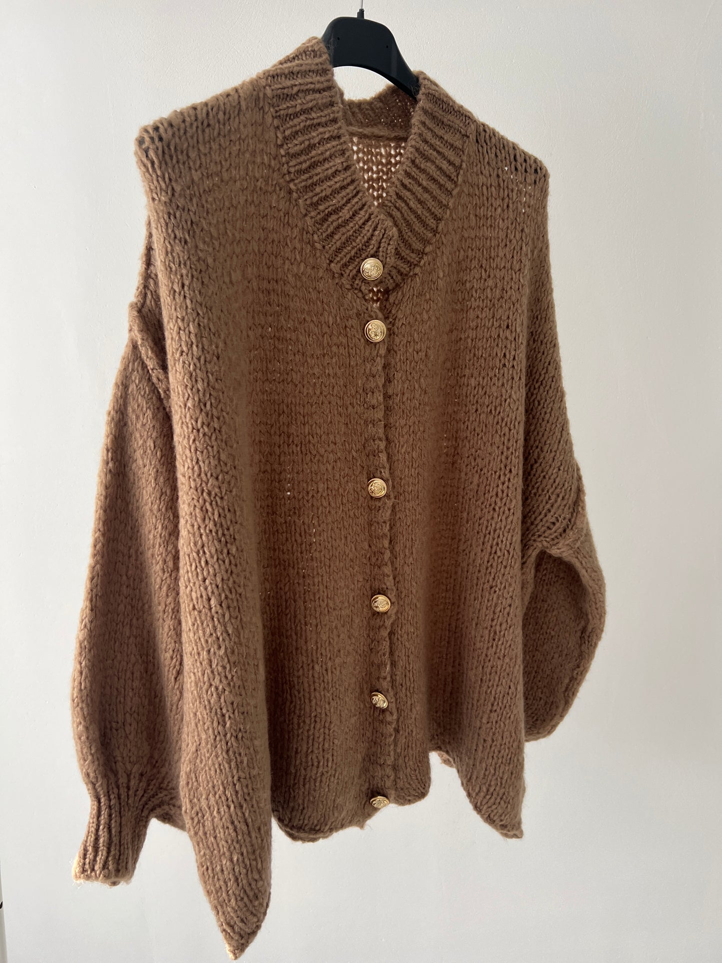 OVERSIZE STRICKCARDIGAN